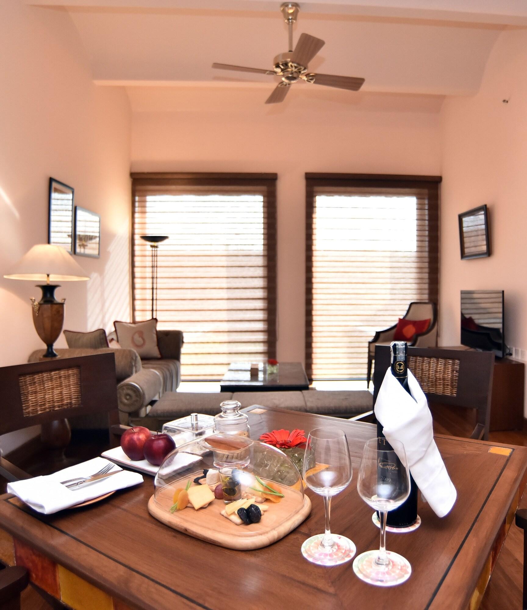 The Lalit Mangar Hotel Dhauj Eksteriør billede