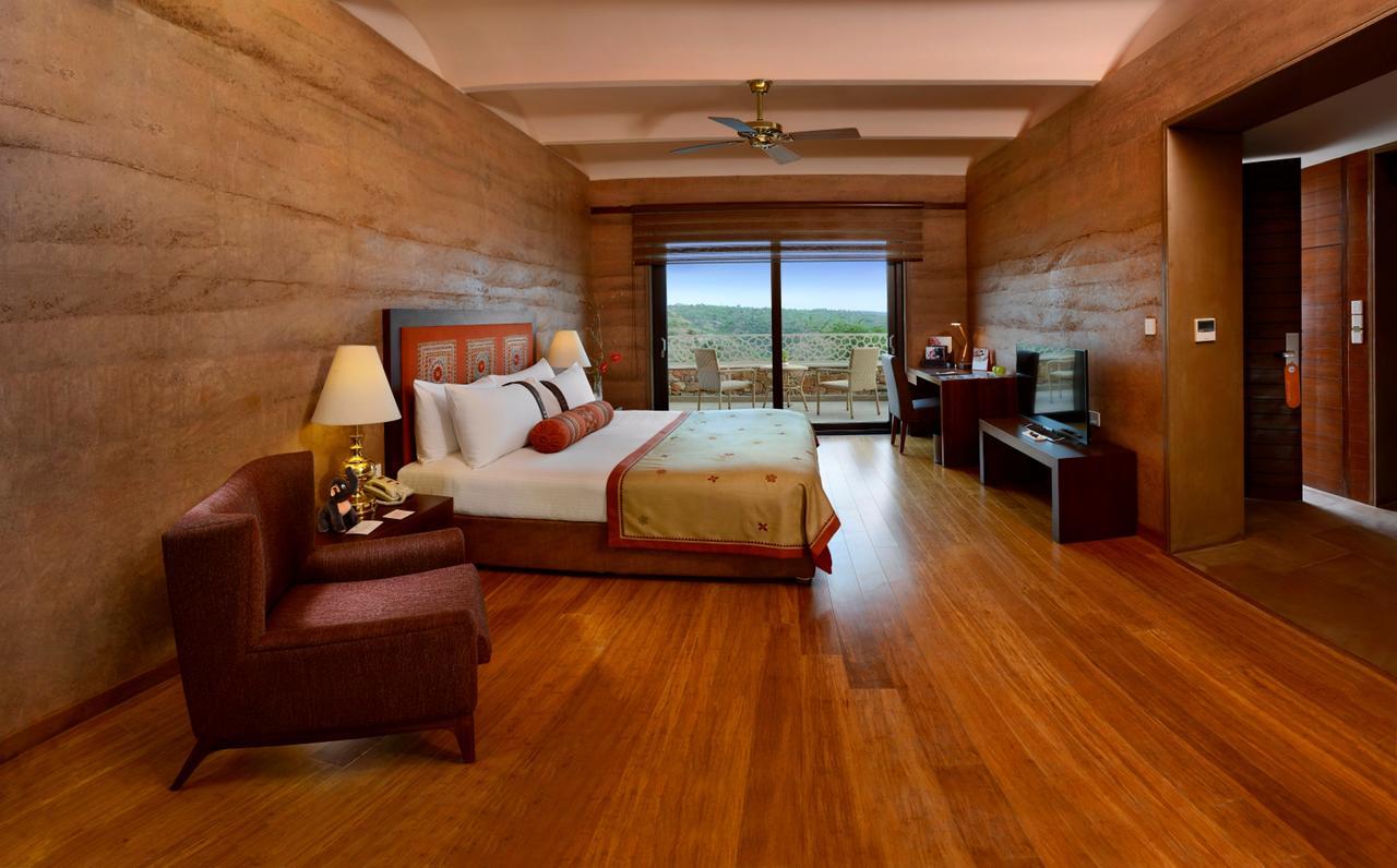 The Lalit Mangar Hotel Dhauj Eksteriør billede