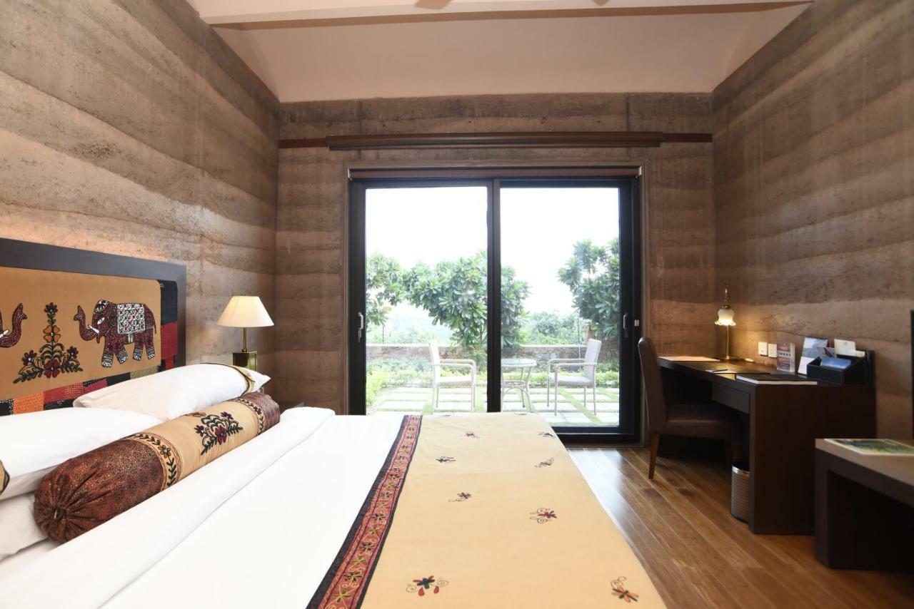 The Lalit Mangar Hotel Dhauj Eksteriør billede